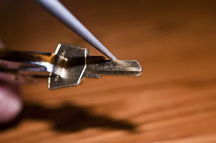 Newton MA Locksmith Store Newton, MA 617-906-7106 - broken-key-extraction